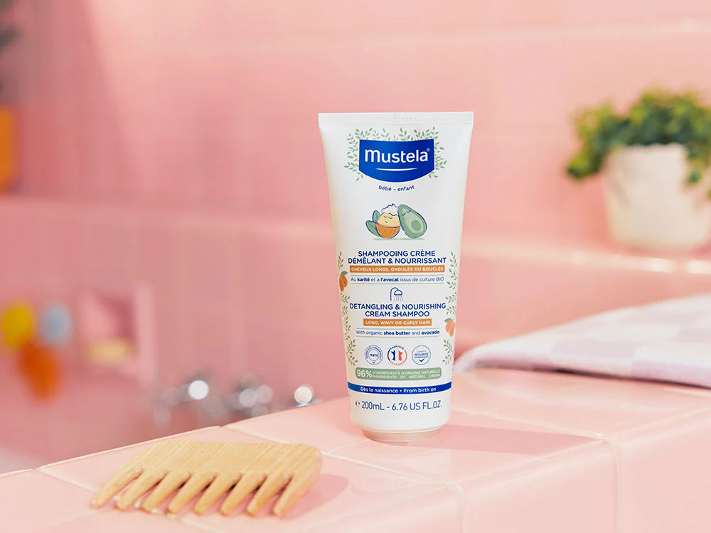 Mustela Shampoing Crème Démêlant et Nourrissant - Cheveux Bouclés, 200ml